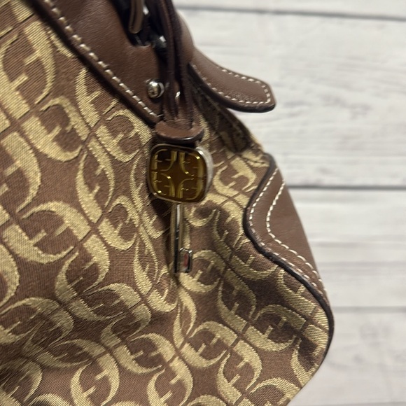 *HOST PICK*. Vintage Fossil handbag - Picture 7 of 7